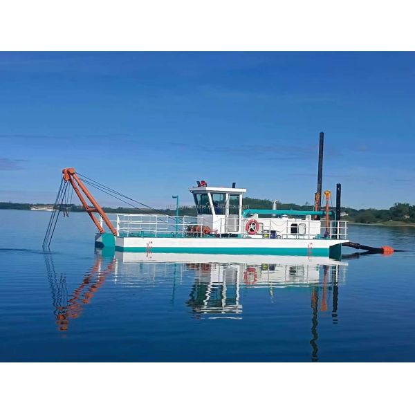 High Efficiency 450m³/h Capacity Cutter Suction Dredger with Diesel Engine for River Dredging