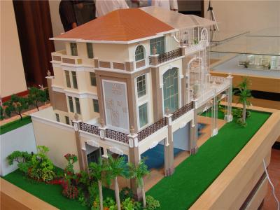O modelo arquitetónico diminuto que faz a materiais 1/30 escala 10CM a base de madeira