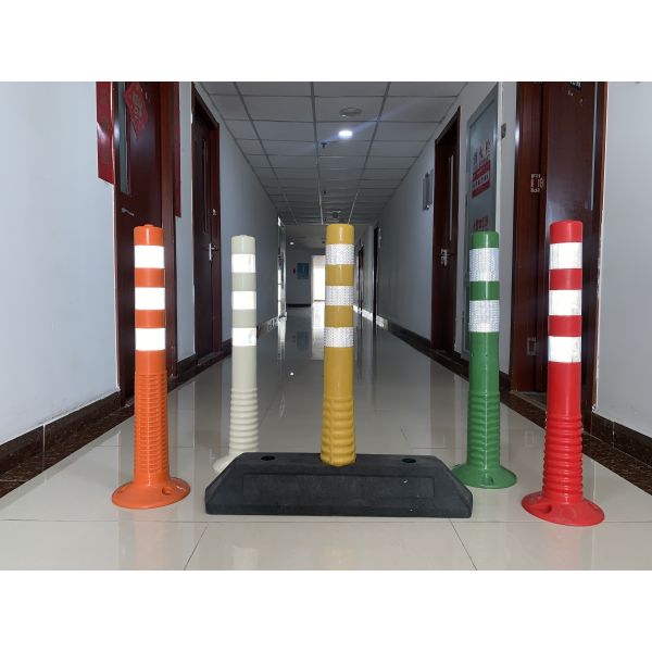 1000mm Height Spring Post with High Corrosion Resistance and Built-in Spring Design for Road Safety