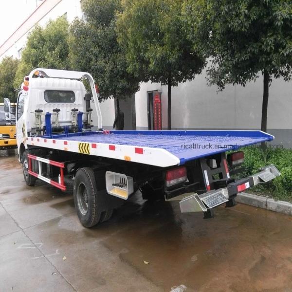 Dongfeng 3ton/5ton Light Duty Flatbed Tow Truck with 8.25r20 Tires and Fuel Efficiency