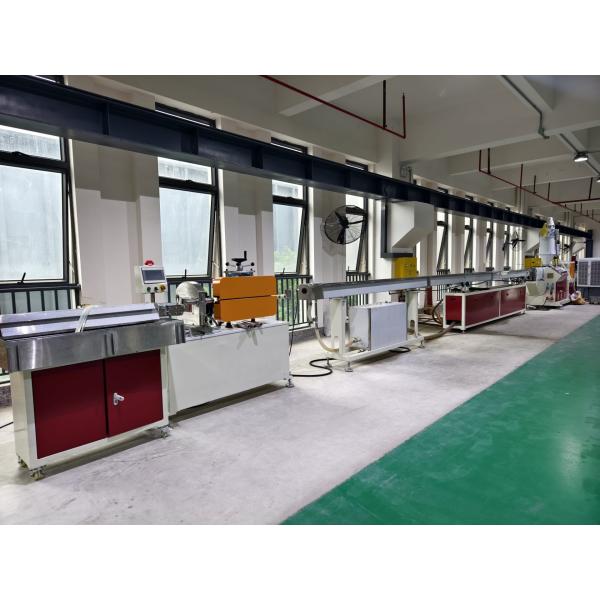 Ligne de production de bandes de guidage de lumière en PU