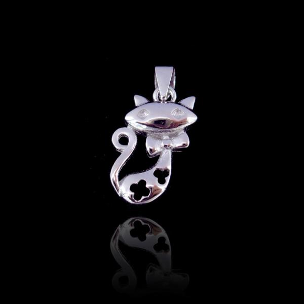 Kids Cat Shape Plain Silver Pendant Alice In Wonderland Cheshire Design