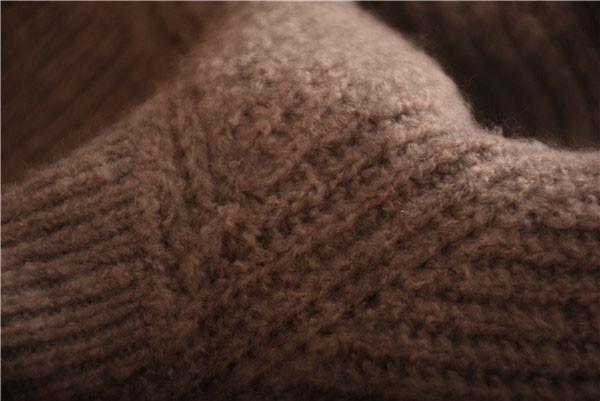 Women's  V-neck sweters