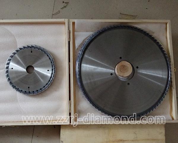 180*45*4.4-5.1, Z=30T woodworking PCD saw blade