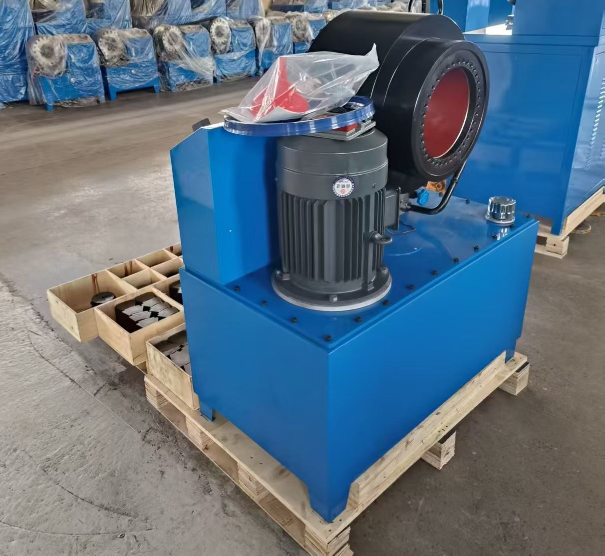 6 Up To 150mm Hydraulic Hose Crimping Machine Crimping 6 Layers/wires Hose 4KW/5.5KW Motor 4-150mm Crimping Range Large Opening Crimping Force 2500 Ton And 20 Interchangeable Dies