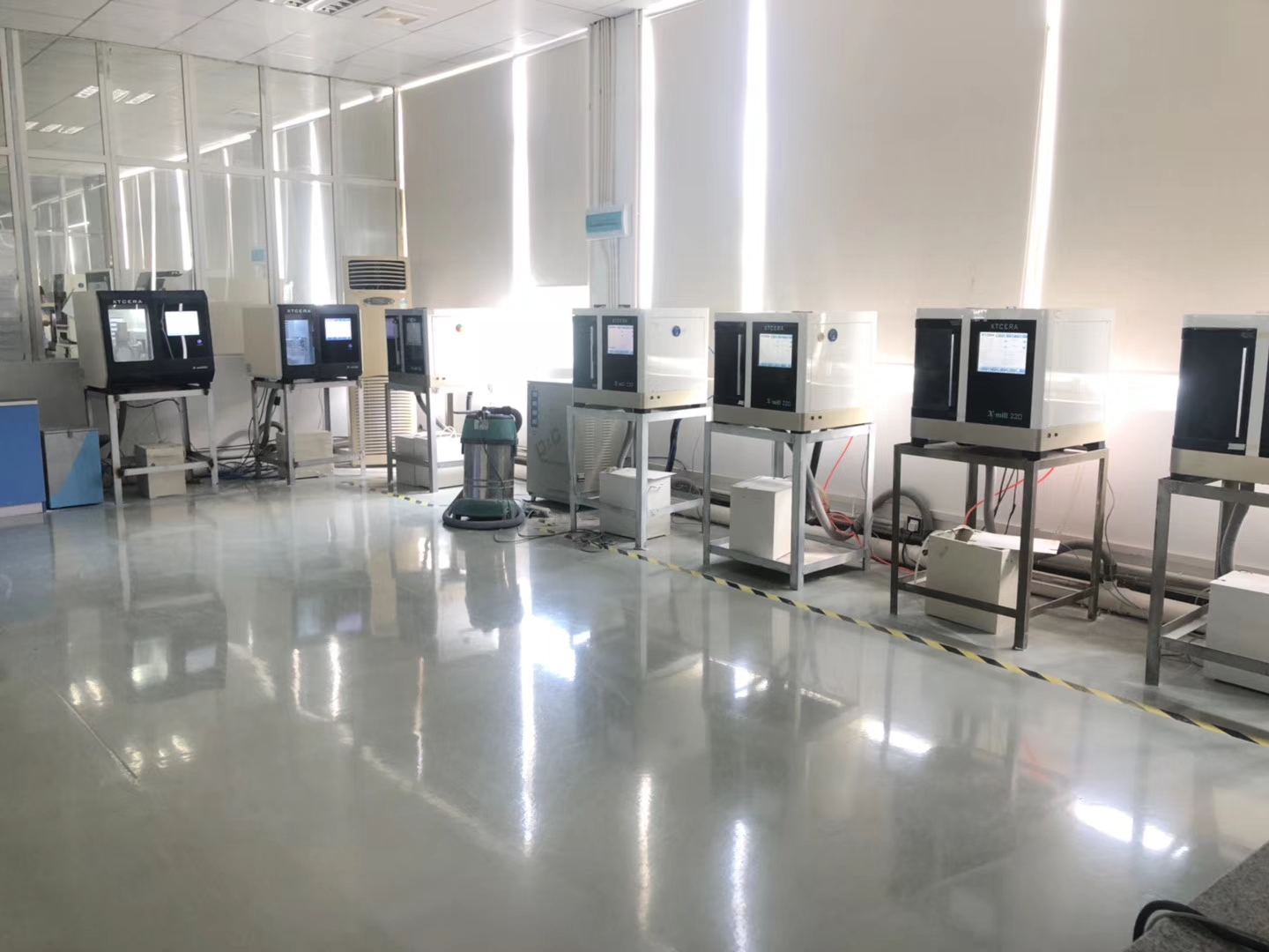 Мотор сервопривода 1.8kw филируя 35 градусов зубоврачебное и меля оборудование для zirconia