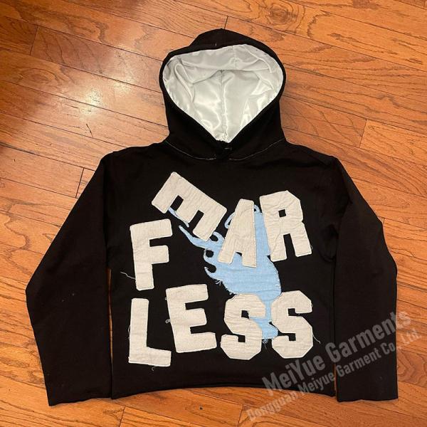 Pullover con bordado de la aplicación de la angustia doble capa manchada con forro de la angustia con sudadera