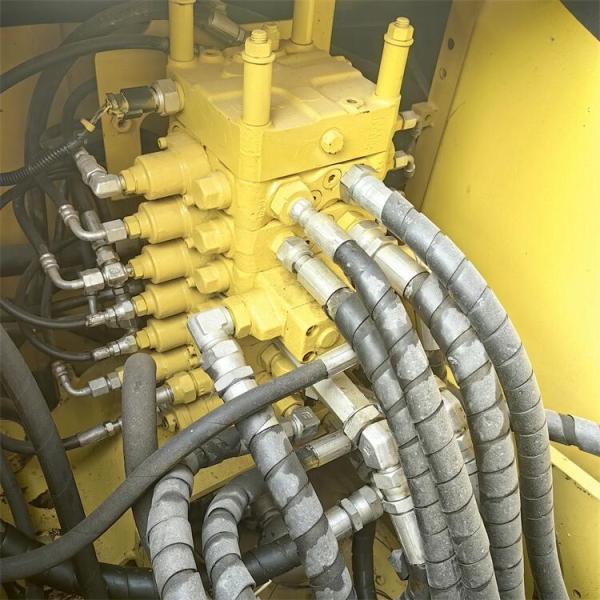 The Komatsu PC130 Excavator 13 Tons Second Hand Engineering Machinery Digger for Your