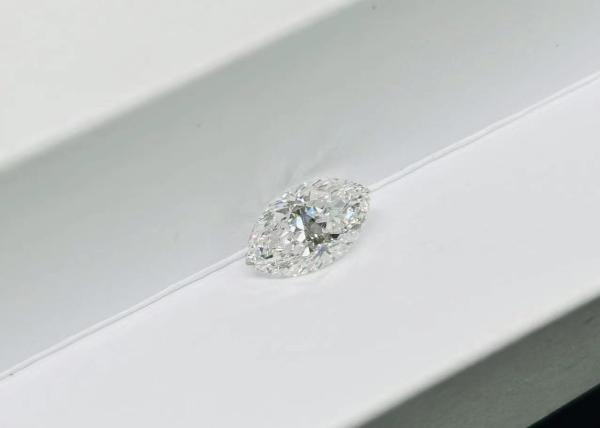 Diamantes extravagantes crescidos laboratório Marquise White customizável de 0,84 quilates