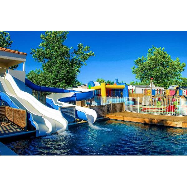 Водный парк для детей Водные игровые оборудования Водные спиральные трубы для детей