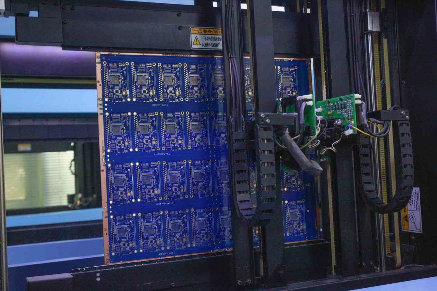 Прототип FR4 TG170 2.4mm PCB гибкого трубопровода зеленой маски припоя разнослоистый твердый