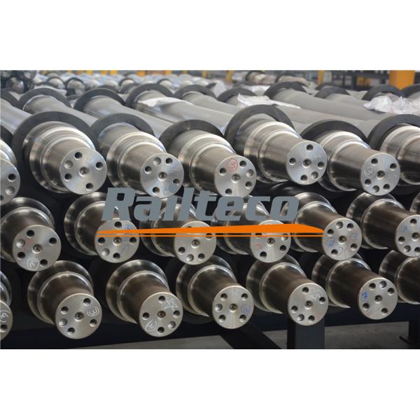 21t Load Capacity Railway Axle , Standard Gauge Train Axle Type RD2