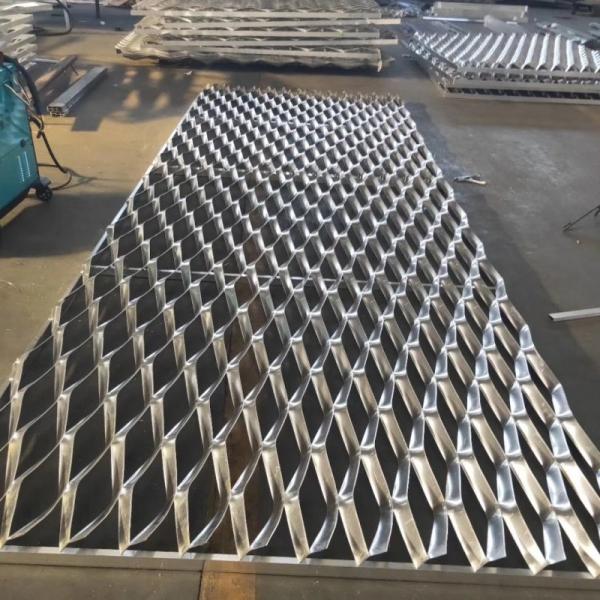 Anodized Expanded Aluminium Mesh Sheets 4 Feet*8 Feet For Facade Cladding