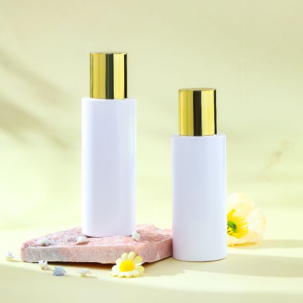 Custom White PET Toner Bottle with Gold Cap for Premium Skincare Packaging
