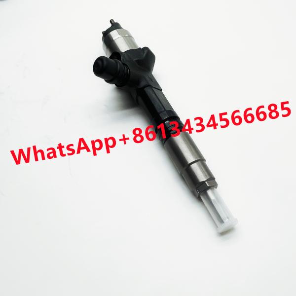 Injetor comum 1J500-53051 095000-9696 do motor do injetor 095000-9690 Kubota V3800 3.8L do trilho