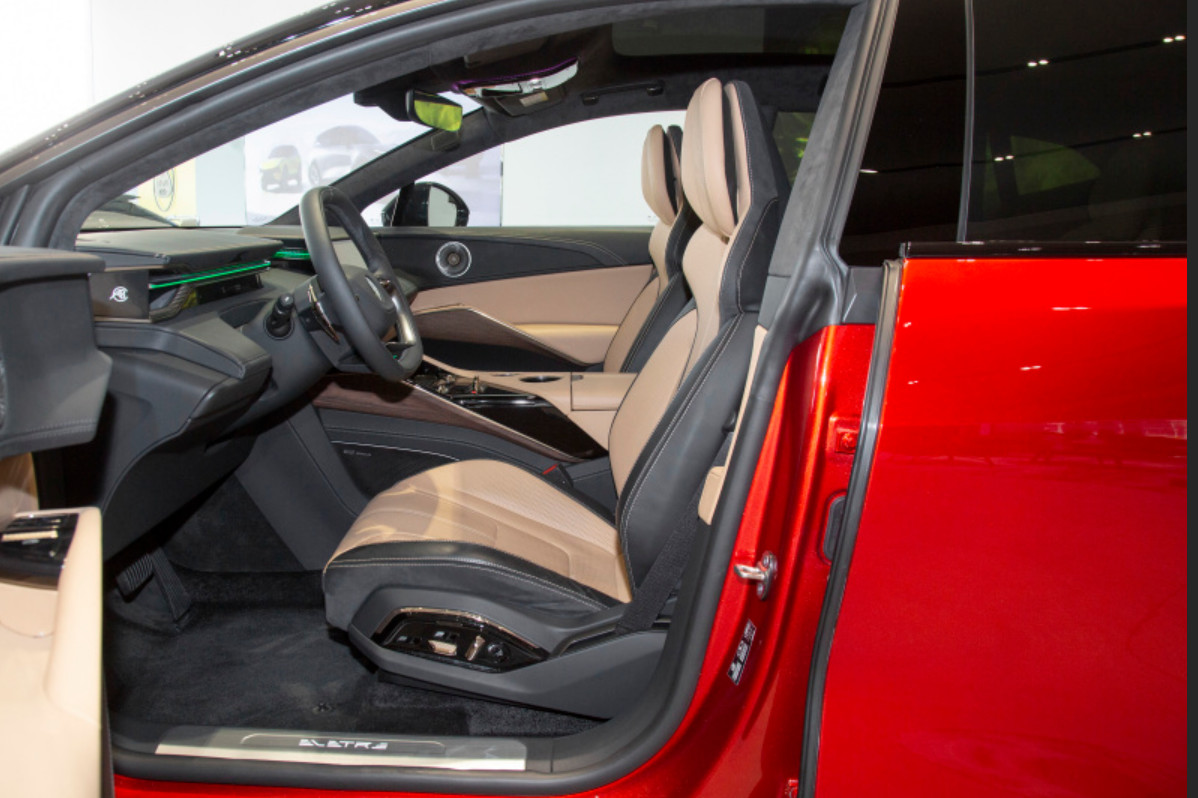 Лотос Eletre 2023 места двери 5 S+ 5 среднее и большого SUV