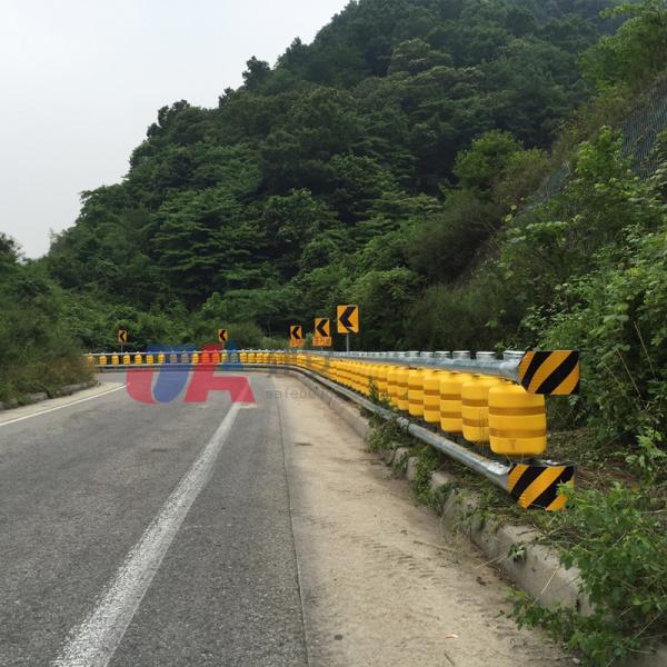 Anti-corrosion Eva Traffic Safety Rotary Barrier with Hot Roller Barrels
