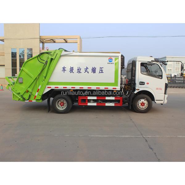 Dongfeng Dollicar D6 LNG 4x2 6cbm Compactor Garbage Truck