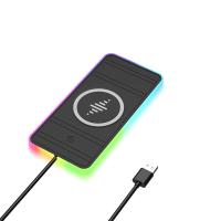 Pad de recharge sans fil de la tablette portable en silicone pour voiture pour le téléphone Apple et la recharge à bord de la montre