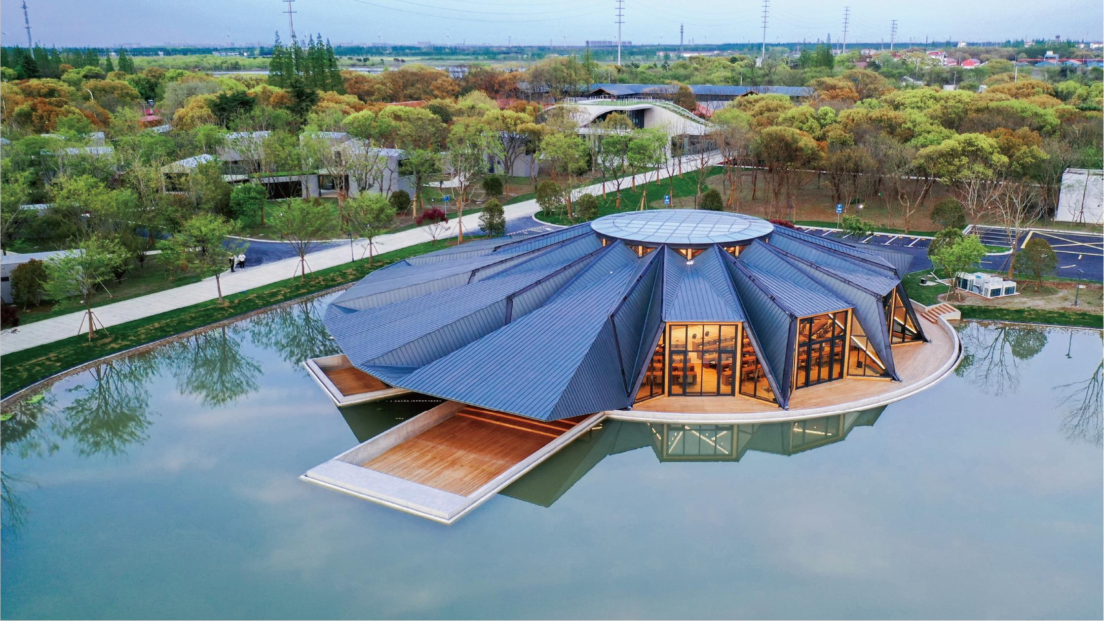 High Strength Steel Frame Commercial Building , Modern Prefabricated Building Factories