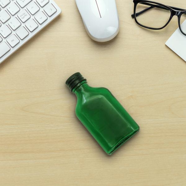 Flat Dark Green 50ml Cosmetic Glass Bottles Screw Cap Essential Oil Glass Bottle