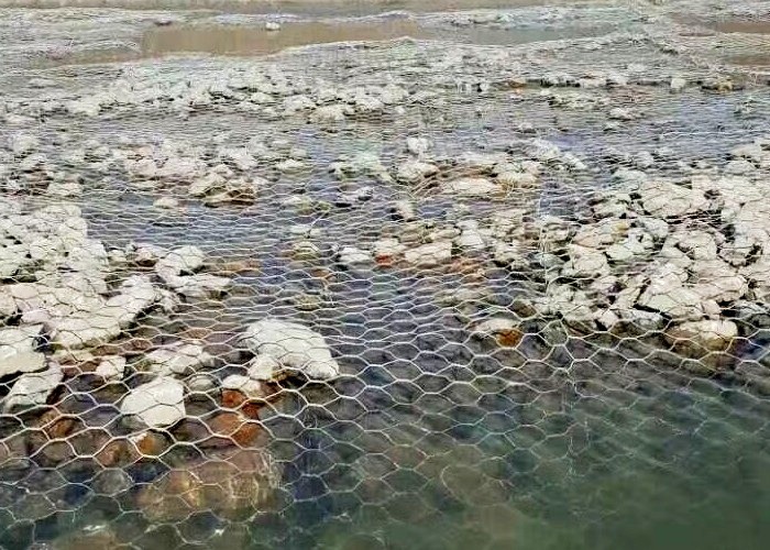 Черный высокий размер сетки 60mm x 80mm тюфяка Gabion прочности на растяжение 100mm x 120mm