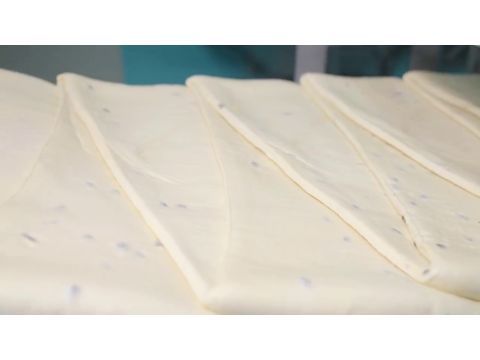 Automated Round Raisin Swirl Bread Production Line: Lamination, Servo Cutting & Precision Tray Panning