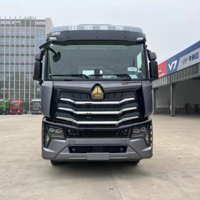 Double Row Howo Sinotruk Tractor Truck 6x4 610hp 10 Wheels Second Hand