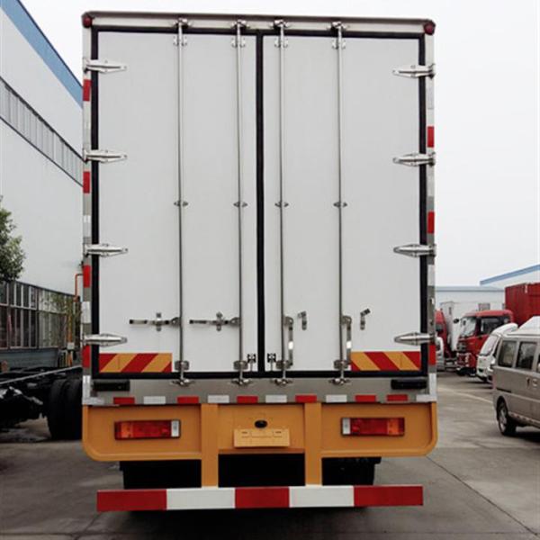 140 тележек коробки холодильника двигателя ХП, 8 тонн РХД 4С2 Рефригератед тележка еды