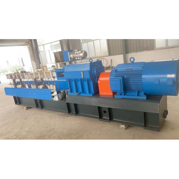 Functional Masterbatch Twin Screw Extrusion Machine Anti-Static Flame Retardant Masterbatch Production Line