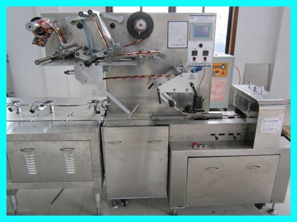 machine de 900bags/Min Sealing Automatic Chocolate Packing