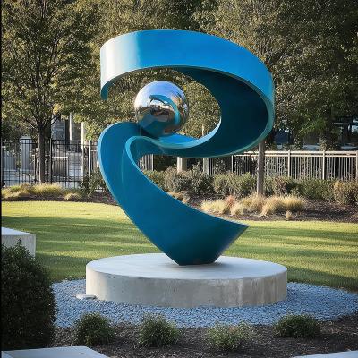 Modern Outdoor Painted Metal Sculpture For Garden and Patio Art Decor