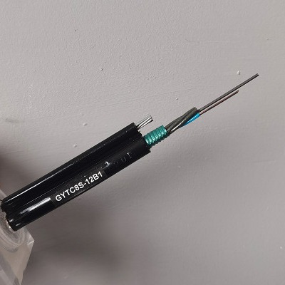 Воздушное Armourd вычисляет кабель оптического волокна 8 GYTC8S с Multi свободно