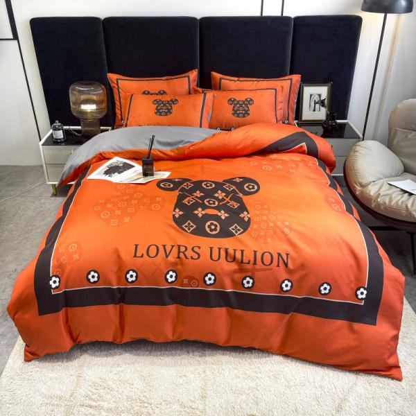 100% Polyester Wedding Four-Piece Kit Bedding Set For Hotel And Home