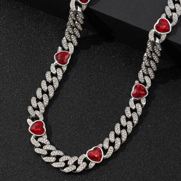 Fashionable Red Heart Necklace Hiphop Heart Cuban Chain Link Necklace For Women Men Hip Hop Rapper Jewelry Gifts