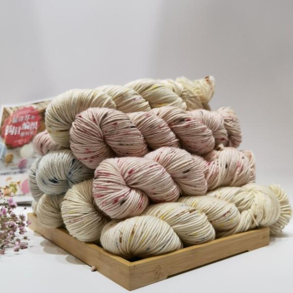 4/8NM Soft Light Warm Spray Dyed Merino Wool For Hand Knitting Sweater Baby Blanket Scarf