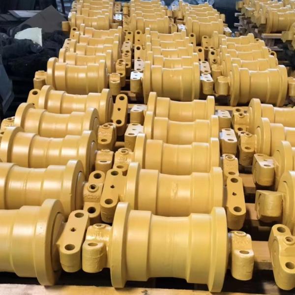 Competitive KM3917/KM3918 Track Support Wheel for Komatsu D155 D275 D375 Bulldozer