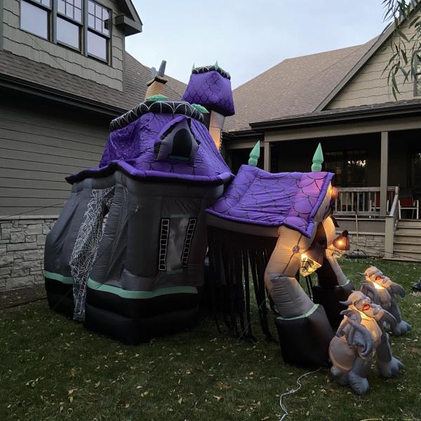 Customized Size Personalised Inflatable Haunted House Bounce Castle for Kids and Adults