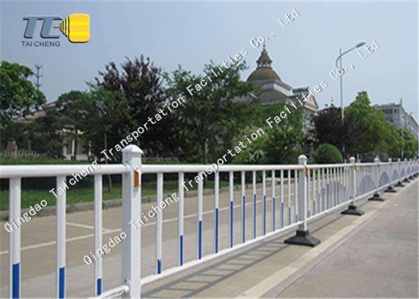 Corrosion Resistant Road Barrier Fence For Municipal Engineering / Factories
