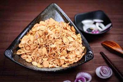 30*30mm 6% Moisture Crispy Fried Shallot For Hotel