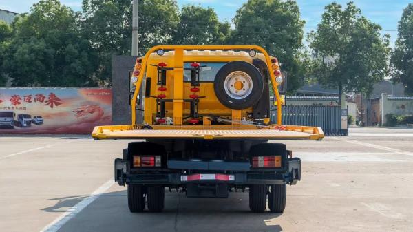 ISUZU KV100 4X2 Flatbed Rollback Towing Wrecker Tow Truck