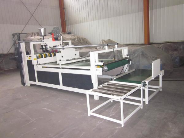 Semi-Automatic Paperboard Folding Gluer for Carton Box Assembly and Packaging Solutions