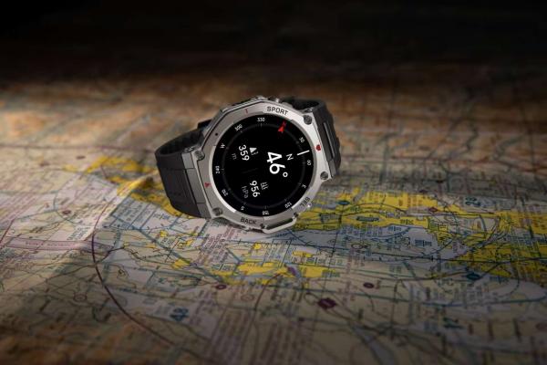 DM58 Smart Watch Men with 1.43inch AMOLED Screen and 50M Waterproof