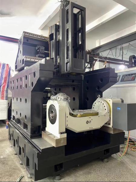 Accuracy 5 Axis Linkage CNC Machine With 20 Tool Magazine Capacity