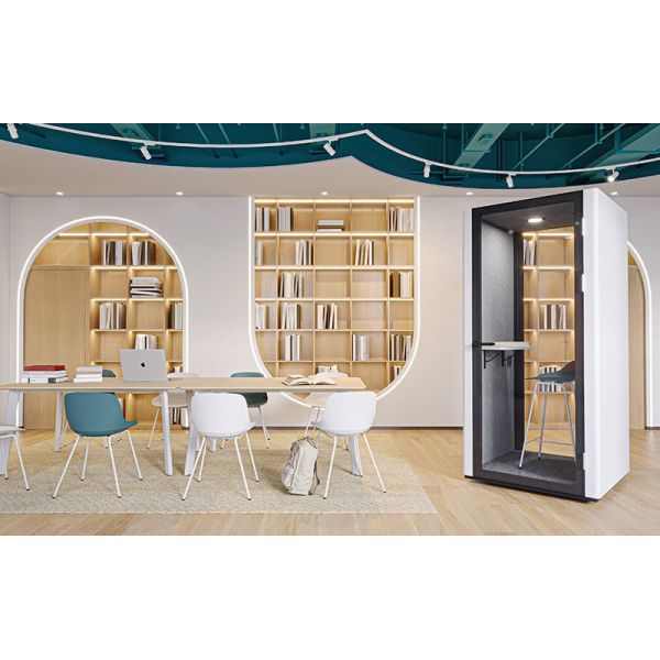Modern Armless PP Commercial Cafe Chairs Powder Coated Metal Legs For Hotel