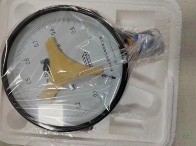 Industrial Grade Precision Test Pressure Gauge Made In Black Steel ±0.4% Of Full Scale