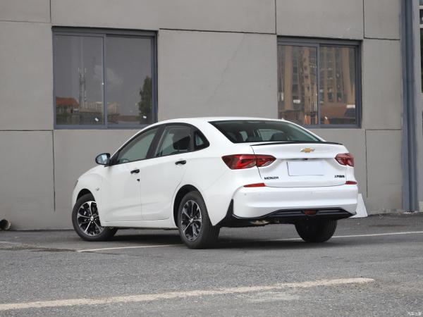 Max Torque 250Nm Petrol Sedan Car Featuring Alloy Wheels Design 5 Seat Sedan