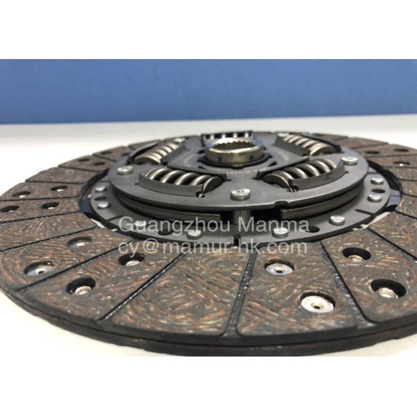 A substituição da placa de embreagem do caminhão de MAMUR para JMC 493 Euro3 TRANSITA POR CN2C15 7550BA