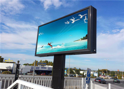Full Colour P4mm P5.57mm P6.67 Curved Outdoor Waterproof LED Video Display Billboard Panel Size 960*960 mm