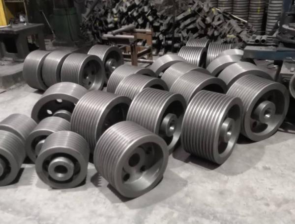 Accurate Size Grey Iron Castings Wheel Castings With Smooth Surface Finish Painting